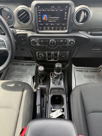 2023 Jeep Wrangler 4-Door Sahara