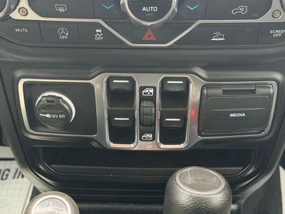 2023 Jeep Wrangler 4-Door Sahara