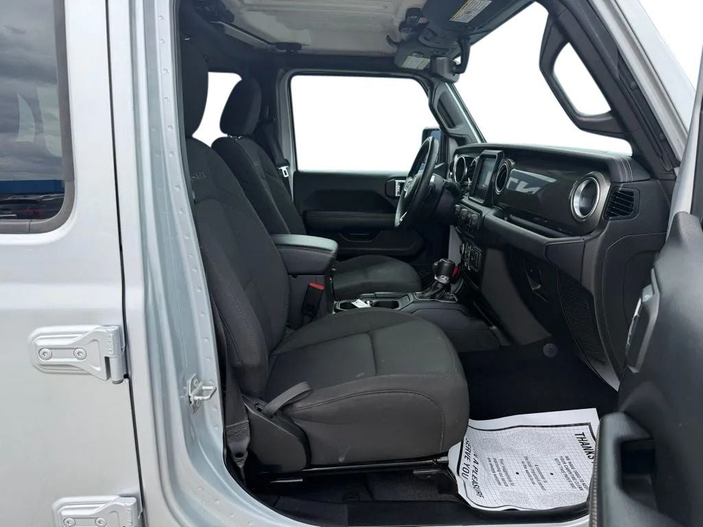 2023 Jeep Wrangler 4-Door Sahara