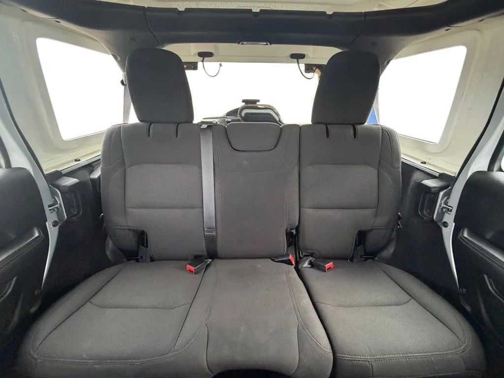 2023 Jeep Wrangler 4-Door Sahara