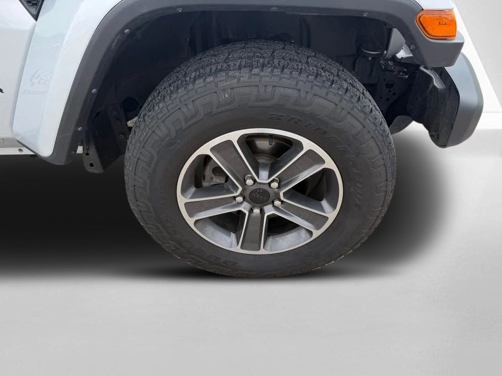 2023 Jeep Wrangler 4-Door Sahara