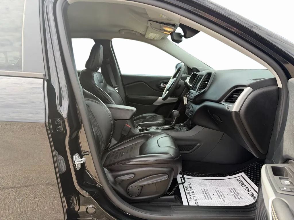 2022 Jeep Cherokee X 4x4