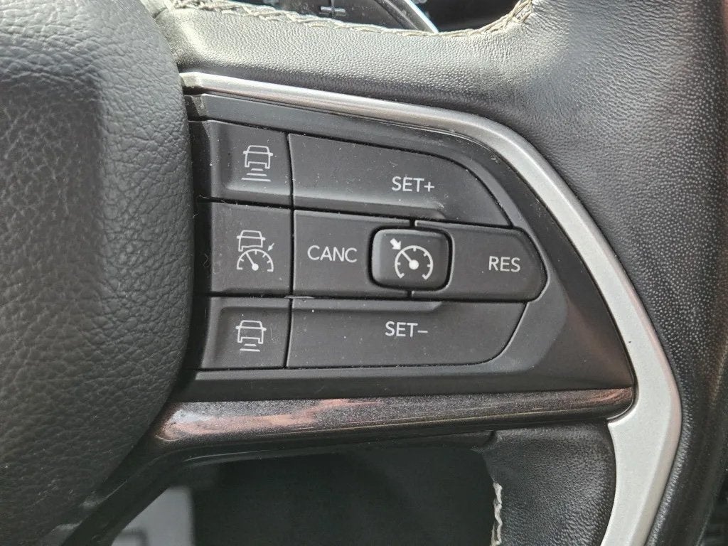 2022 Jeep Grand Cherokee Altitude 4x4