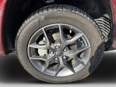 2022 Jeep Grand Cherokee Summit