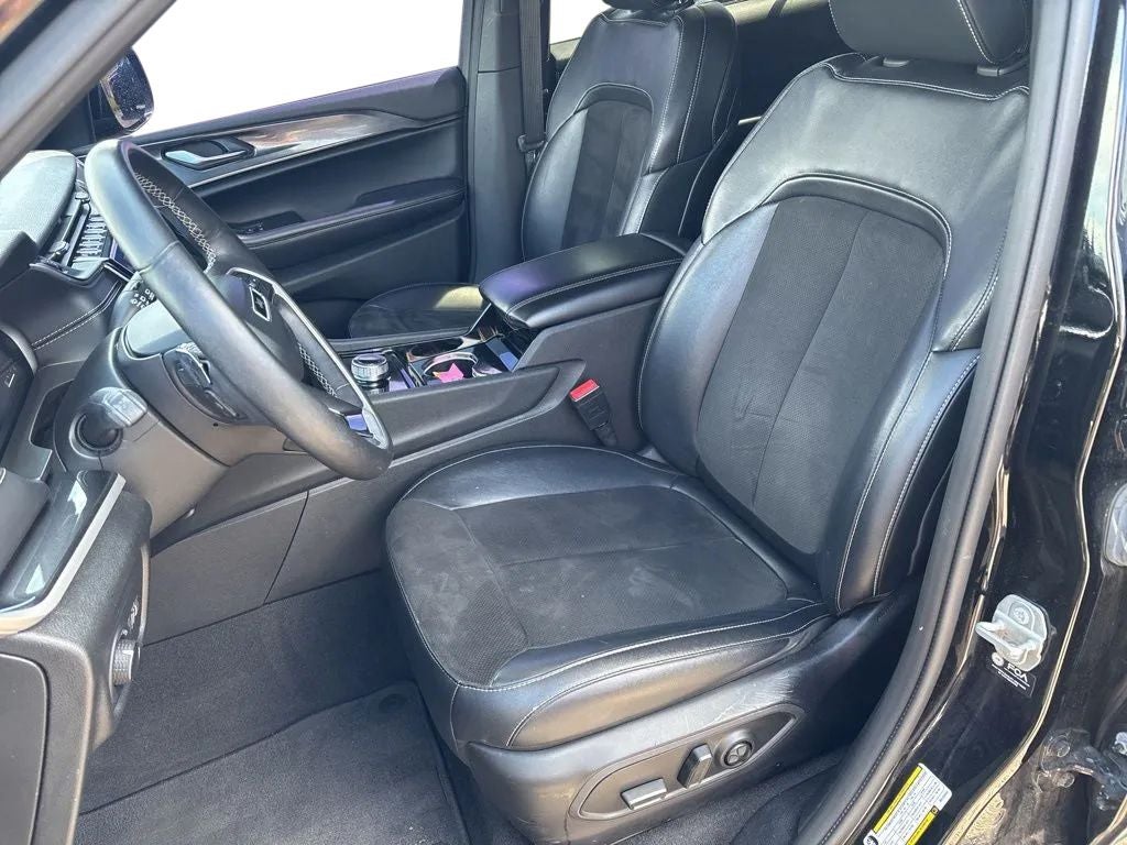 2021 Jeep Grand Cherokee L Altitude 4x4