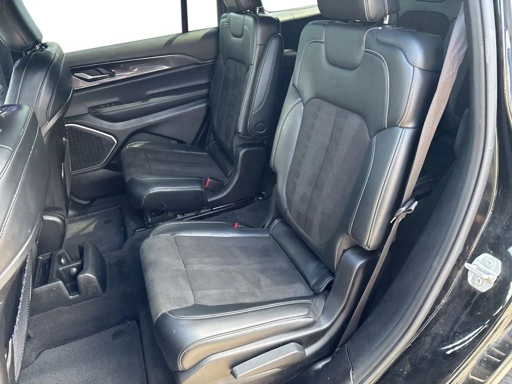 2021 Jeep Grand Cherokee L Altitude 4x4