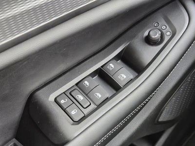 2025 Jeep Grand Cherokee GRAND CHEROKEE L LAREDO 4X4