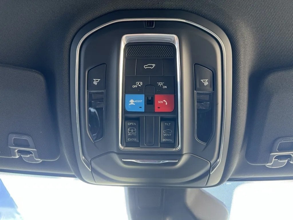 2025 Jeep Grand Cherokee GRAND CHEROKEE L ALTITUDE X 4X4