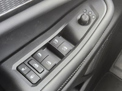 2025 Jeep Grand Cherokee GRAND CHEROKEE L LAREDO X 4X4