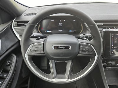 2025 Jeep Grand Cherokee GRAND CHEROKEE L LAREDO X 4X4