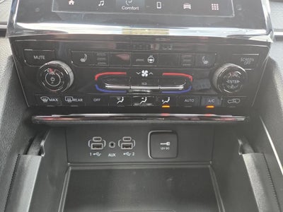 2025 Jeep Grand Cherokee GRAND CHEROKEE L LAREDO X 4X4