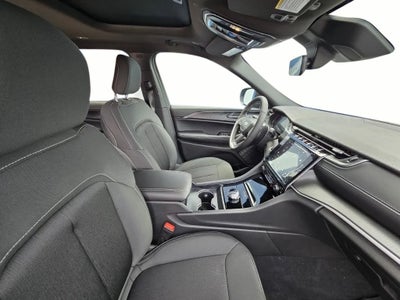 2025 Jeep Grand Cherokee GRAND CHEROKEE L LAREDO X 4X4