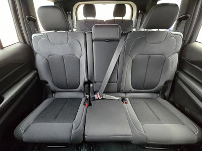 2025 Jeep Grand Cherokee GRAND CHEROKEE L LAREDO X 4X4