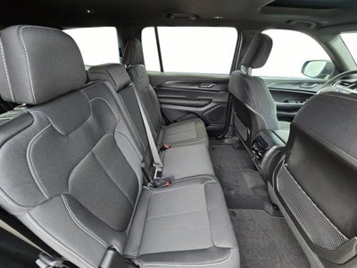 2025 Jeep Grand Cherokee GRAND CHEROKEE L LAREDO X 4X4