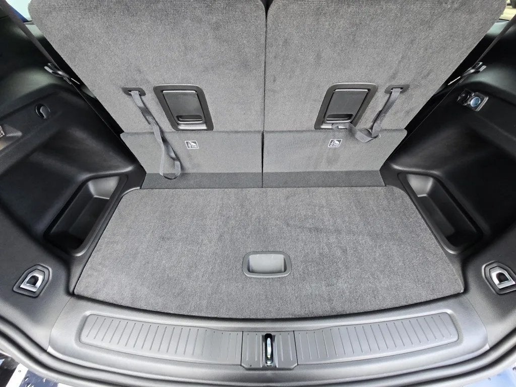 2025 Jeep Grand Cherokee GRAND CHEROKEE L LAREDO X 4X4