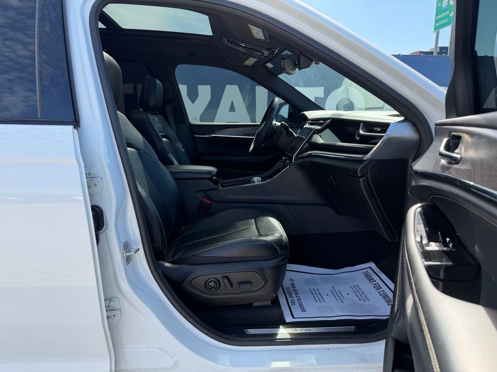 2024 Jeep Grand Cherokee L Overland 4x4