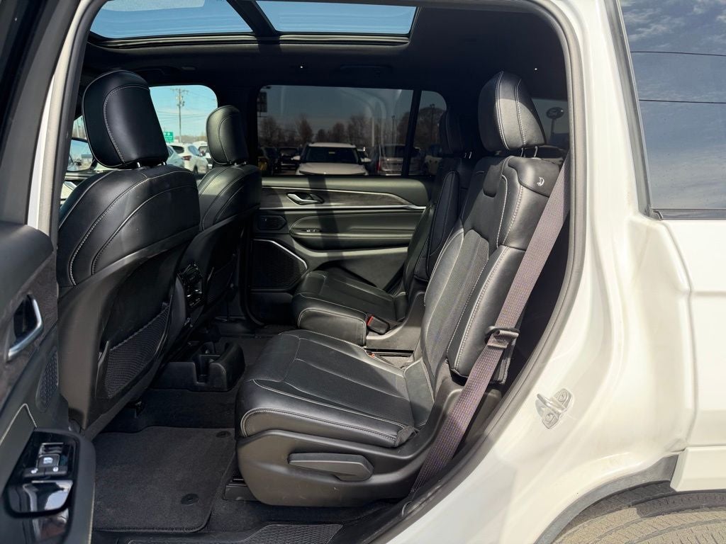 2024 Jeep Grand Cherokee L Overland 4x4