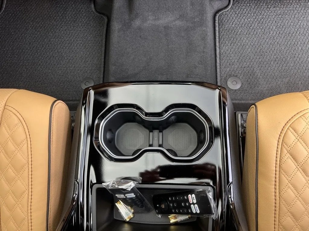 2025 Jeep Grand Cherokee GRAND CHEROKEE L SUMMIT 4X4