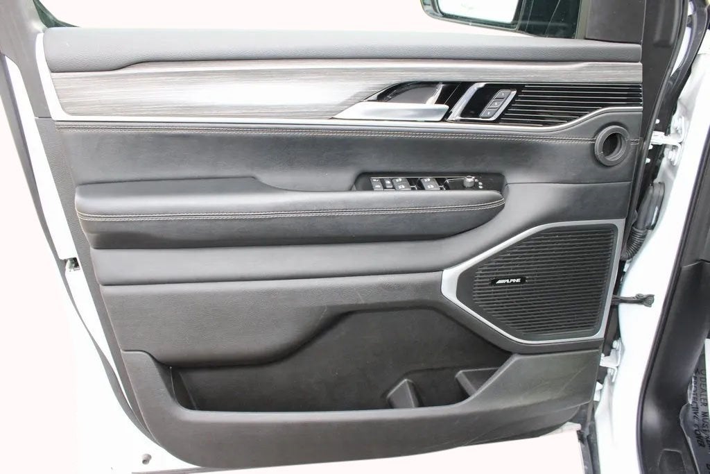 2024 Jeep Wagoneer L Series II 4x4