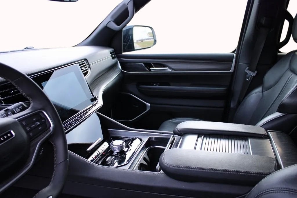 2024 Jeep Wagoneer L Series II 4x4