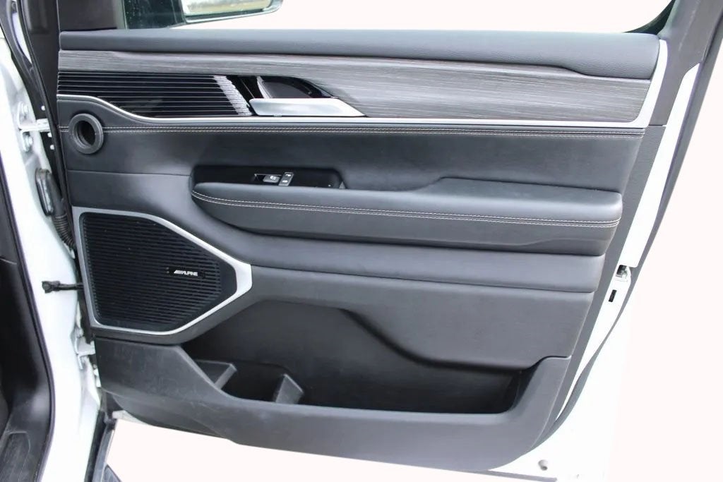 2024 Jeep Wagoneer L Series II 4x4