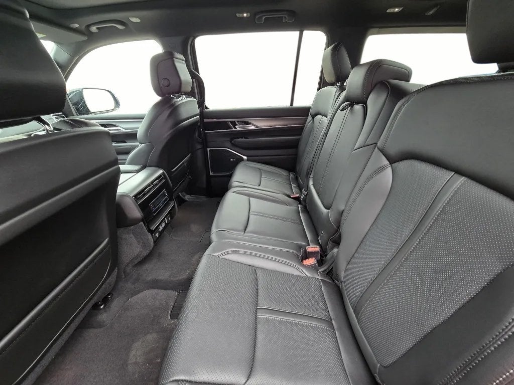 2025 Jeep Wagoneer WAGONEER 4X4