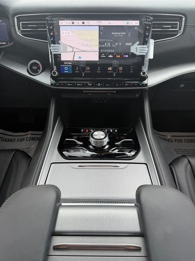 2026 Jeep Grand Wagoneer GRAND WAGONEER UPLAND 4X4