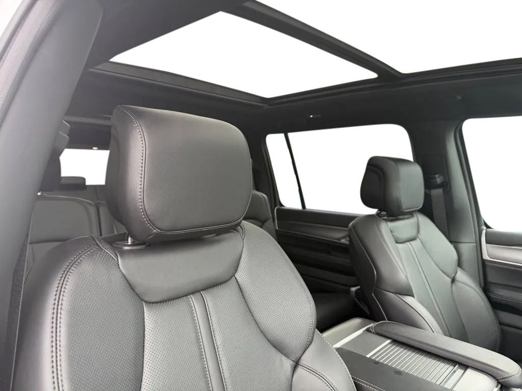 2026 Jeep Grand Wagoneer GRAND WAGONEER UPLAND 4X4