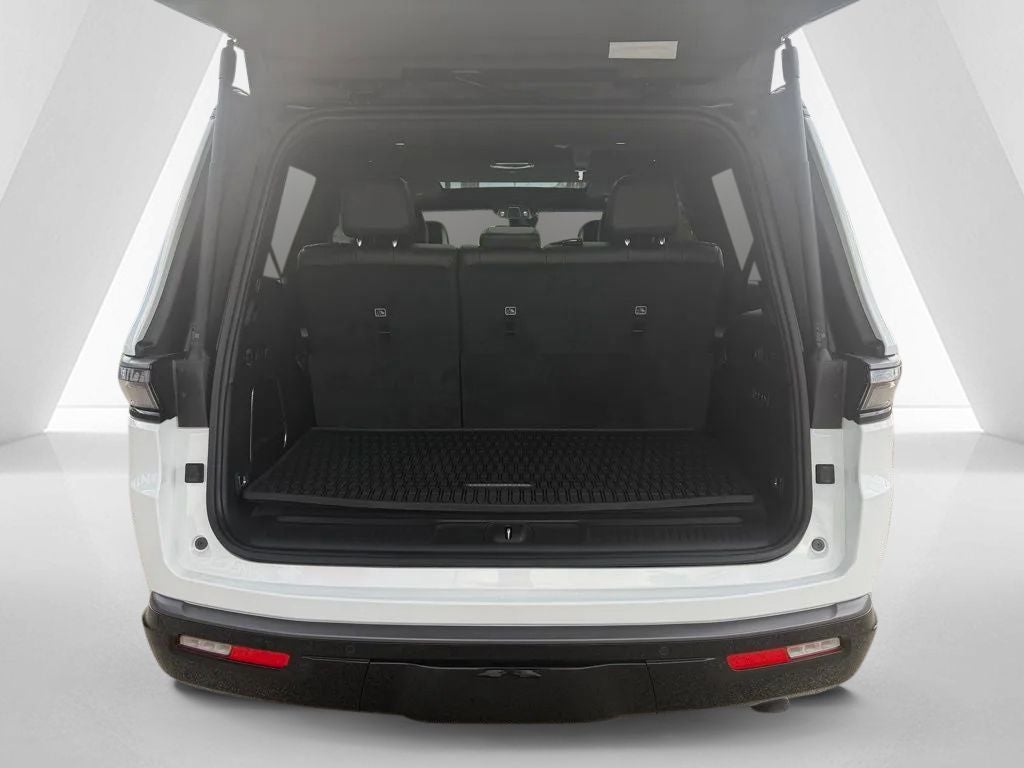 2026 Jeep Grand Wagoneer GRAND WAGONEER UPLAND 4X4