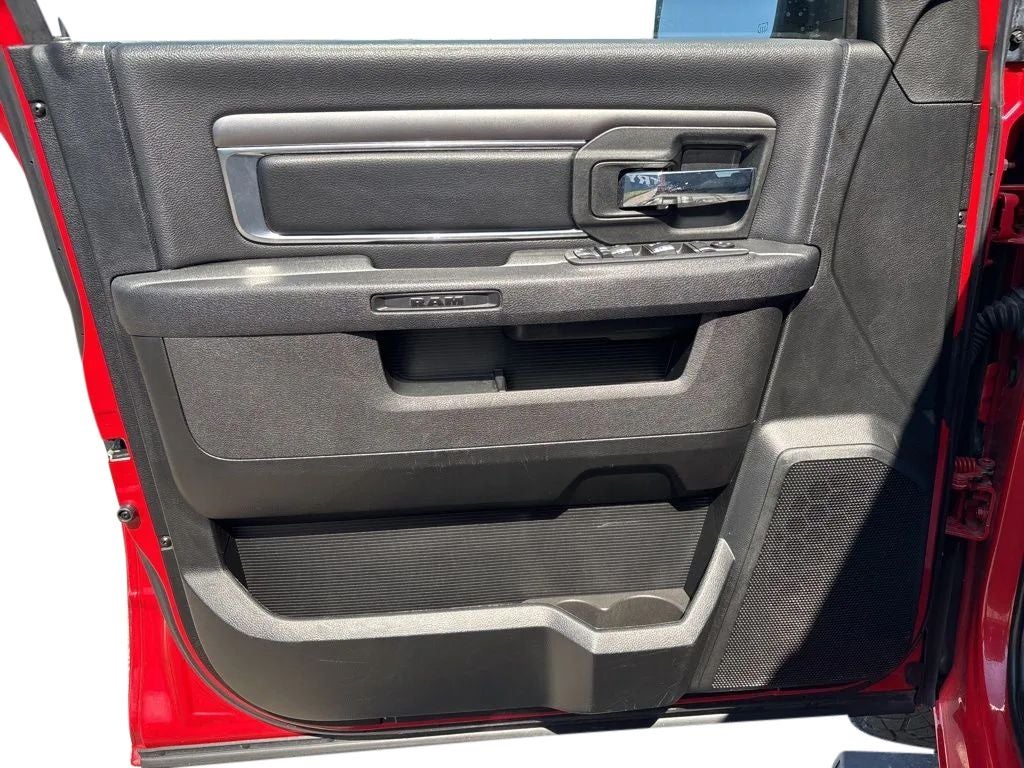 2022 RAM 1500 Classic Warlock Crew Cab 4x4 5'7' Box