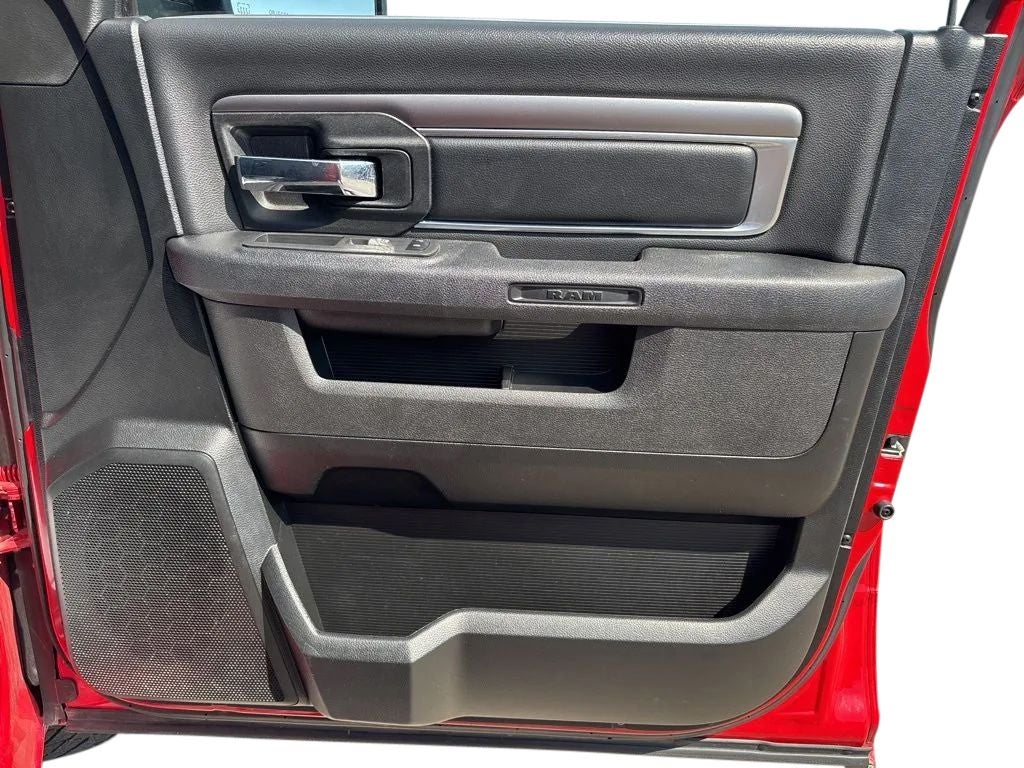 2022 RAM 1500 Classic Warlock Crew Cab 4x4 5'7' Box