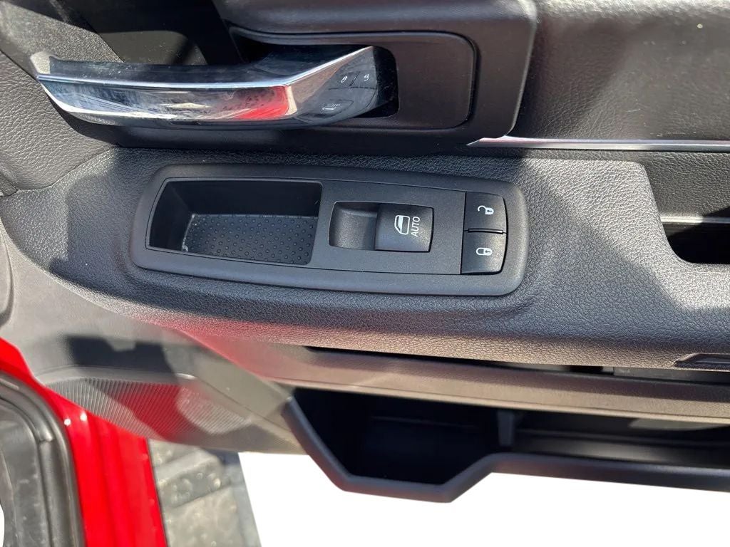 2022 RAM 1500 Classic Warlock Crew Cab 4x4 5'7' Box