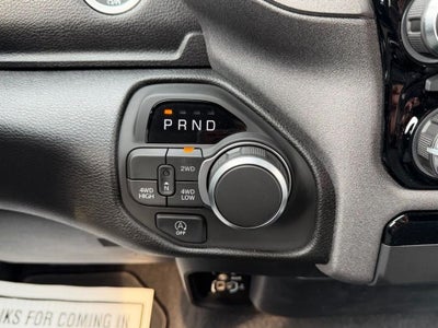 2026 RAM Ram 1500 RAM 1500 TRADESMAN CREW CAB 4X4 5'7' BOX