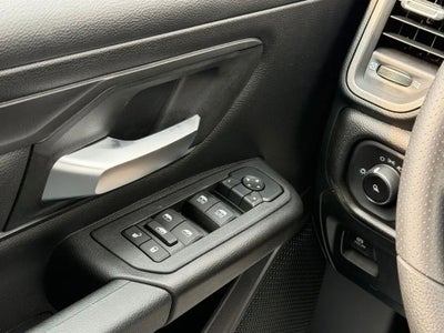 2026 RAM Ram 1500 RAM 1500 TRADESMAN CREW CAB 4X4 5'7' BOX