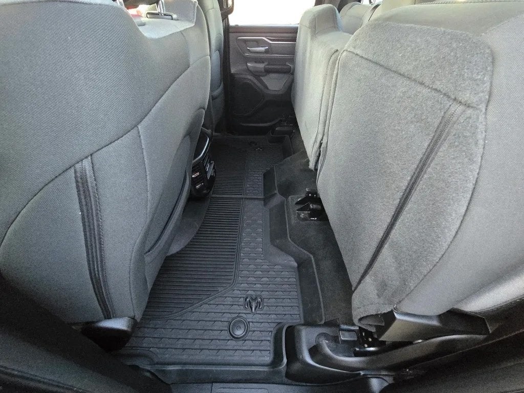 2022 RAM 1500 Big Horn Quad Cab 4x4 6'4' Box