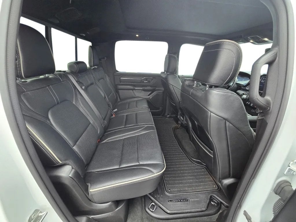 2023 RAM 1500 Limited Crew Cab 4x4 5'7' Box