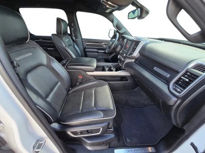 2020 RAM 1500 Laramie Crew Cab 4x4 5'7' Box