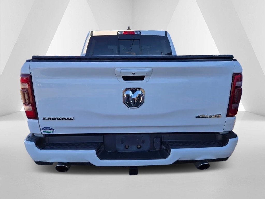 2020 RAM 1500 Laramie Crew Cab 4x4 5'7' Box