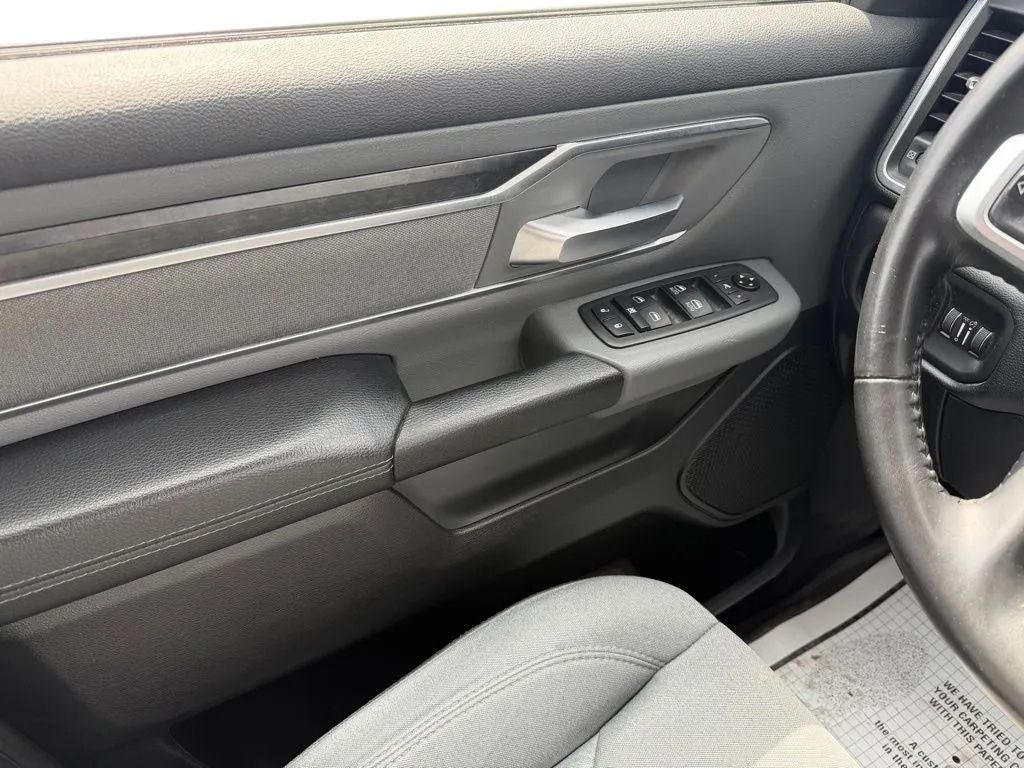 2019 RAM 1500 Big Horn/Lone Star Crew Cab 4x4 6'4' Box