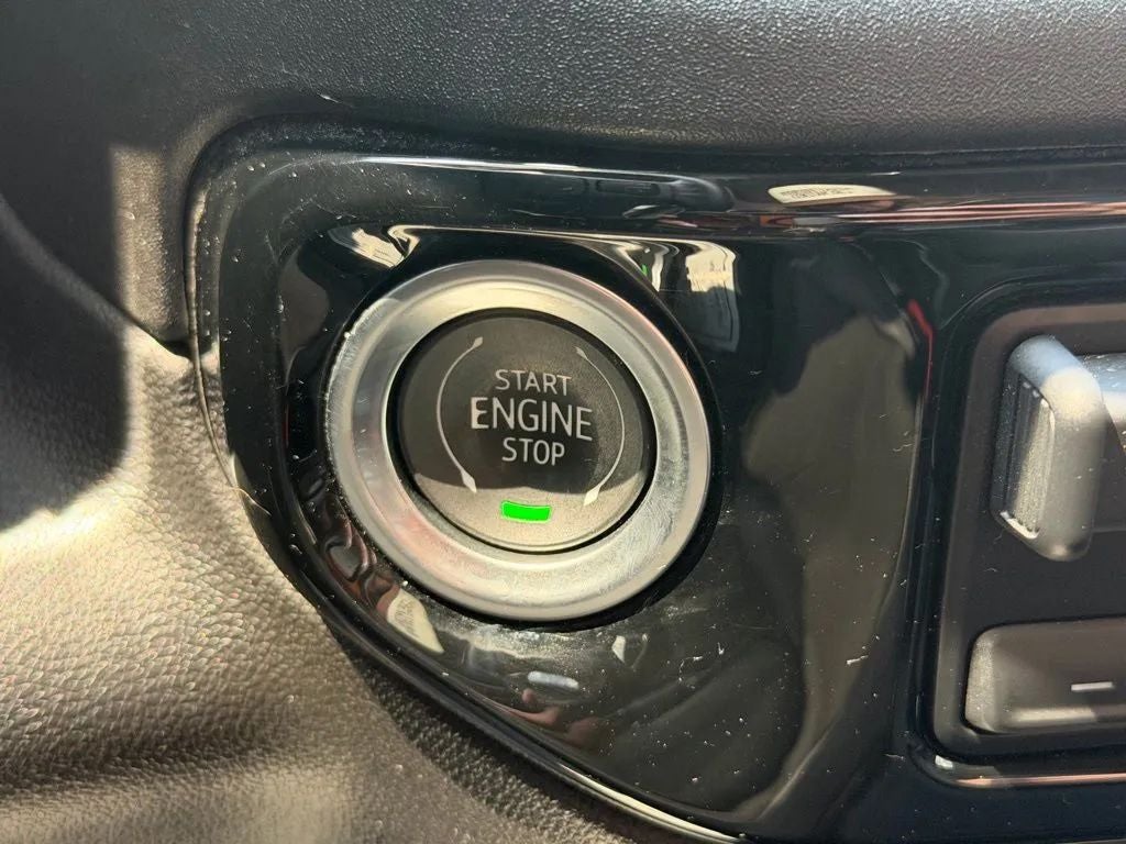 2024 Chevrolet Silverado 1500 4WD Crew Cab Short Bed LT