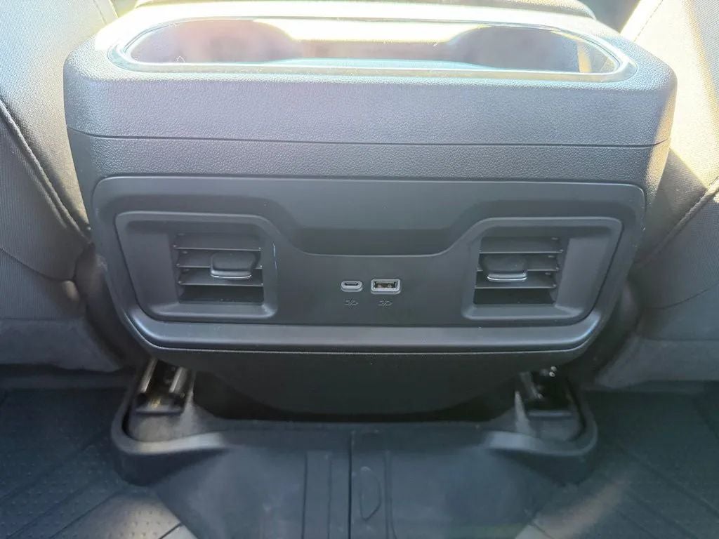 2024 Chevrolet Silverado 1500 4WD Crew Cab Short Bed RST