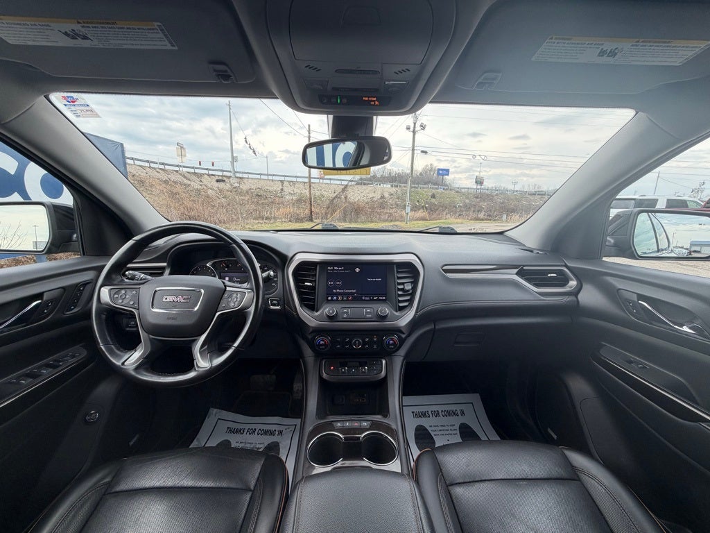 2022 GMC Acadia AWD AT4