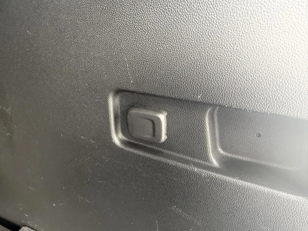 2022 GMC Acadia AWD AT4