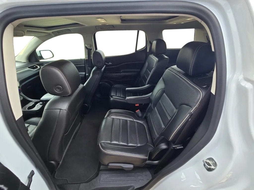 2022 GMC Acadia FWD Denali