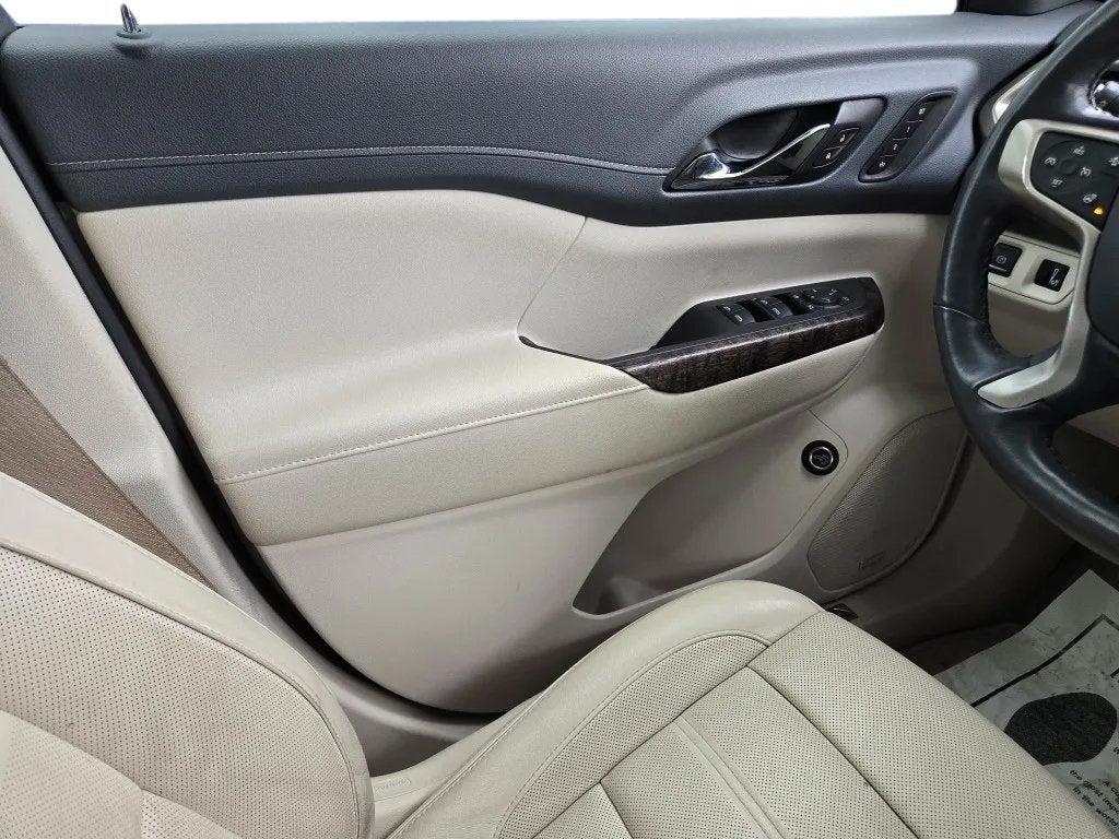 2020 GMC Acadia FWD Denali