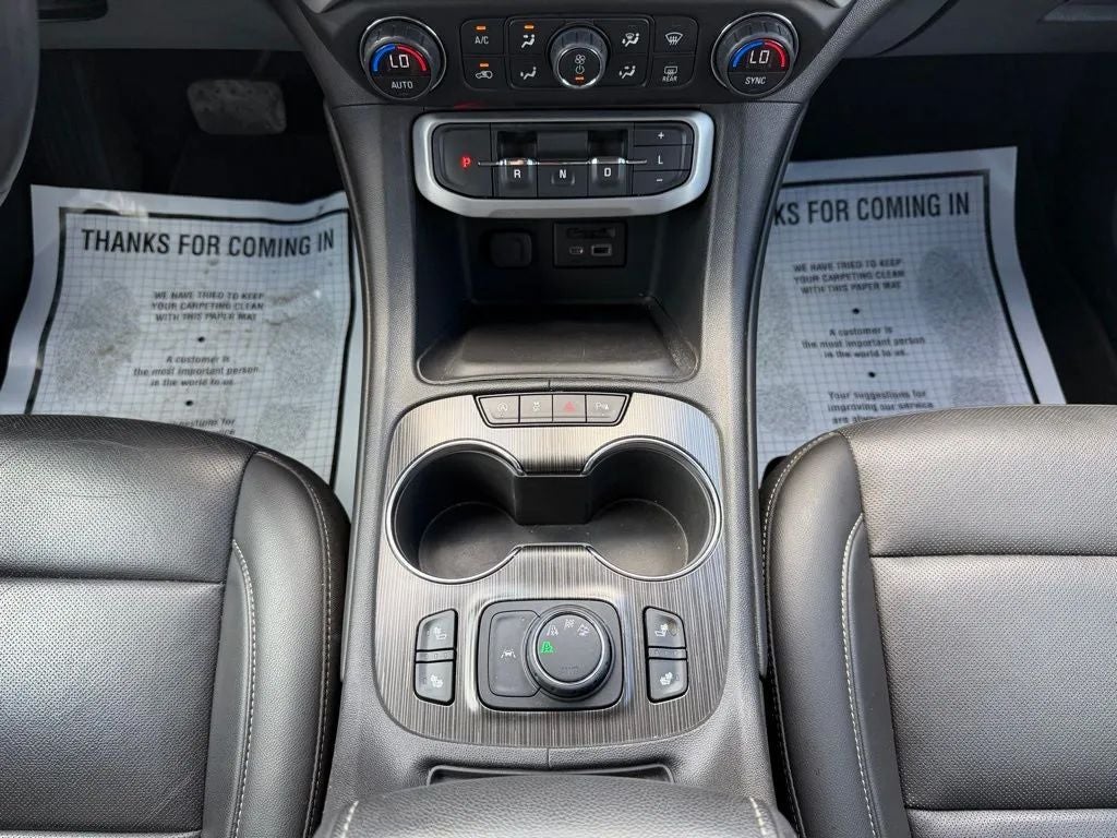 2022 GMC Acadia AWD SLT