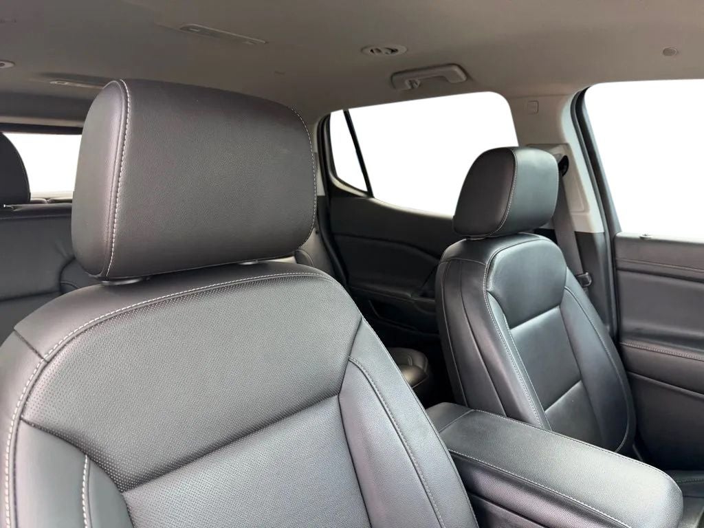 2022 GMC Acadia AWD SLT