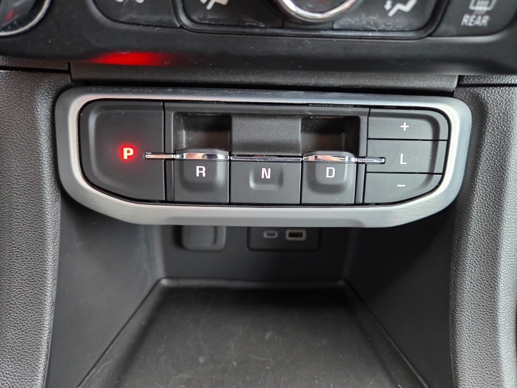 2022 GMC Acadia AWD SLT