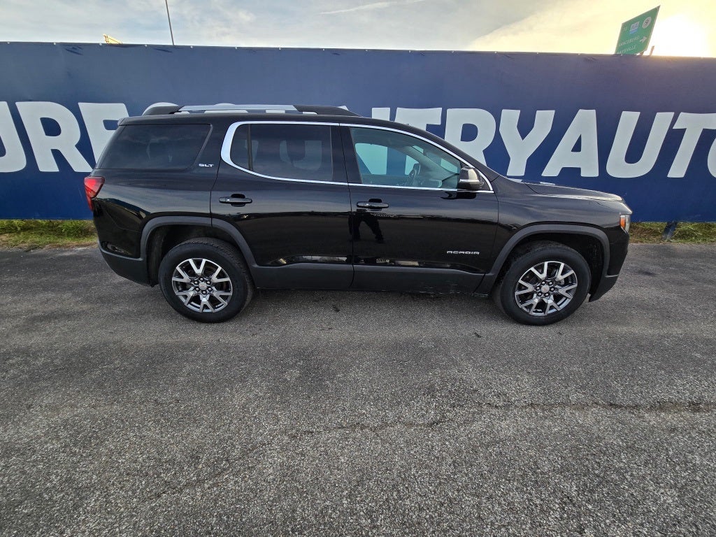 2022 GMC Acadia AWD SLT