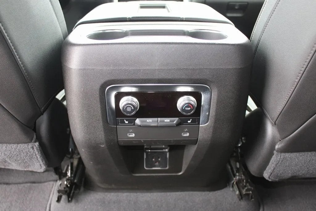 2021 GMC Yukon 4WD SLT